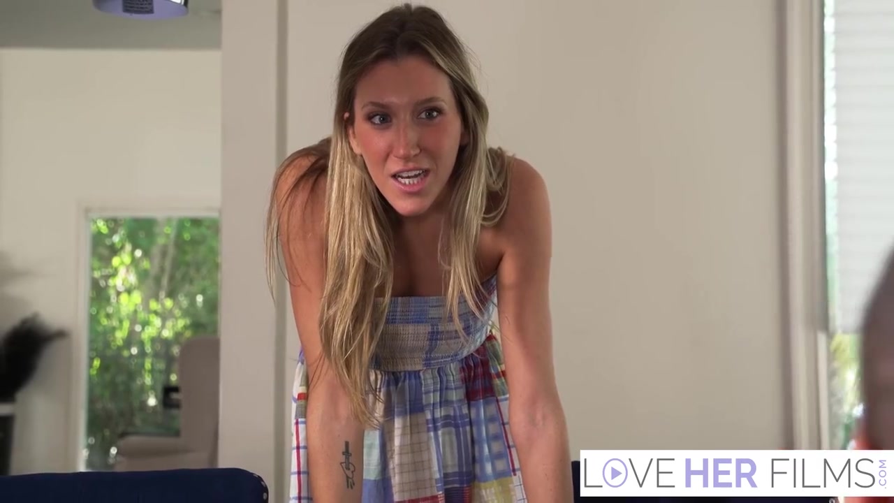 Blonde Babe Worshipped And Fucked - Addison Vodka And Cody Carter