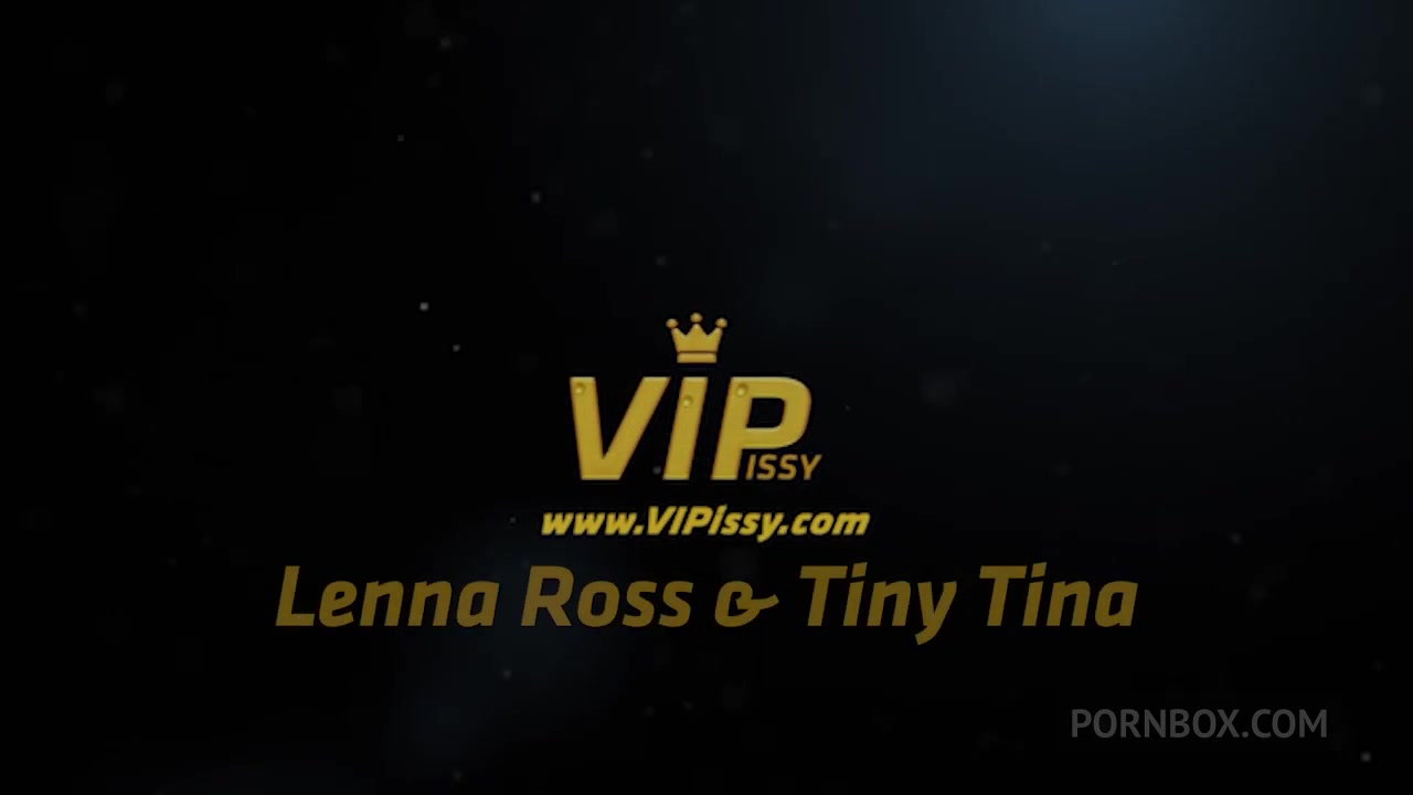Mutual Piss Masturbation with Tiny Tina,Lenna Ross by VIPissy - PissVids