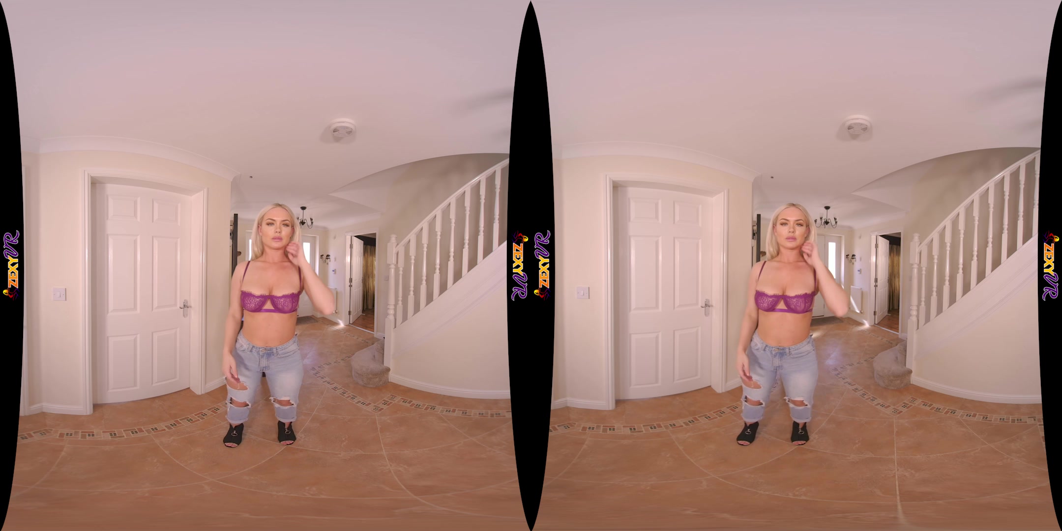 Tasty Tease featuring Louise - ZexyVR