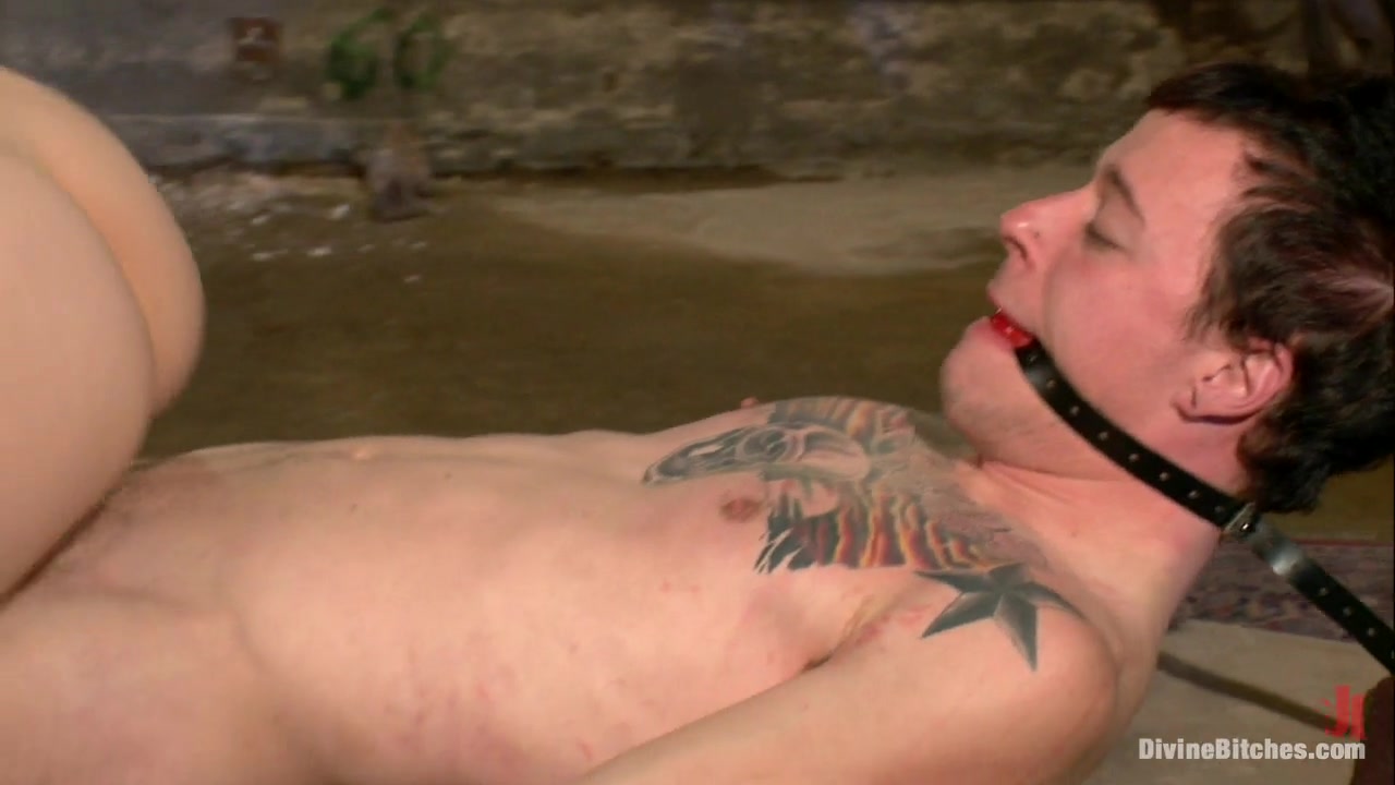 Bobbi Starr Jessie Sparkles in Breaking The Boy: 1 - DivineBitches