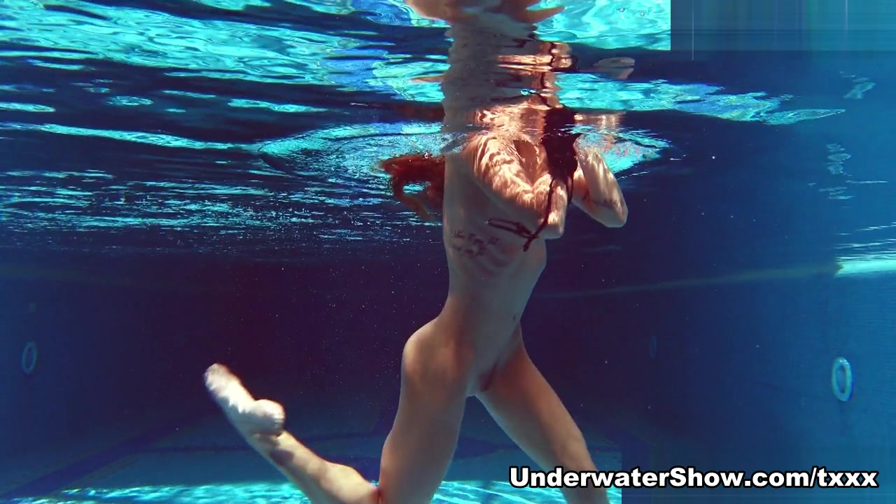 Tiffany Video - UnderwaterShow