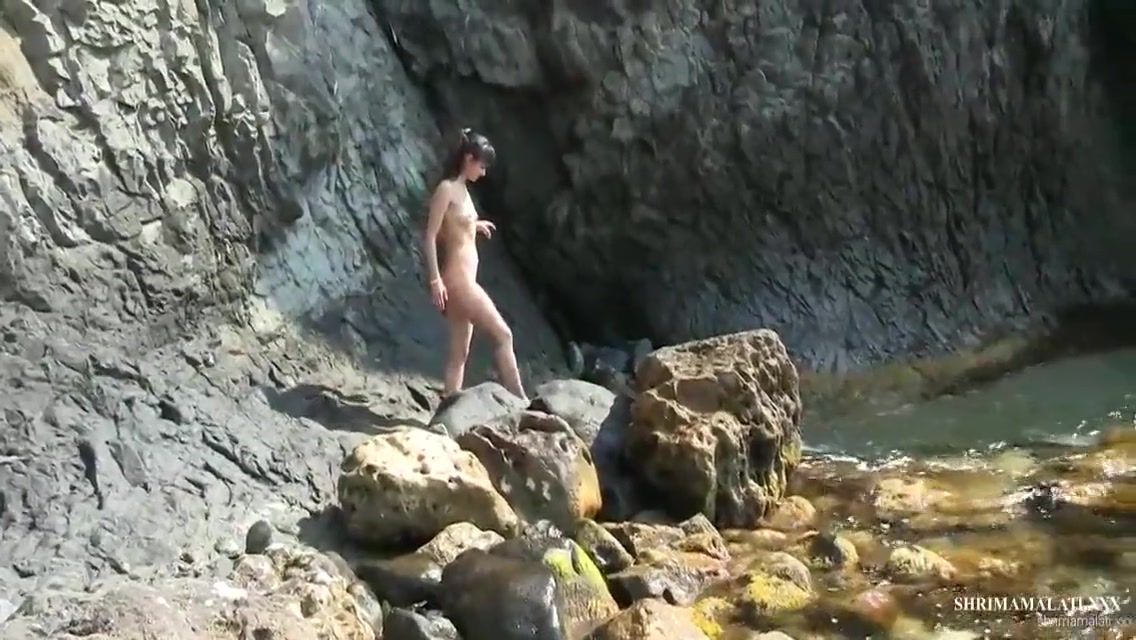 Masturbation In Aprils Cold Sea 5 Min