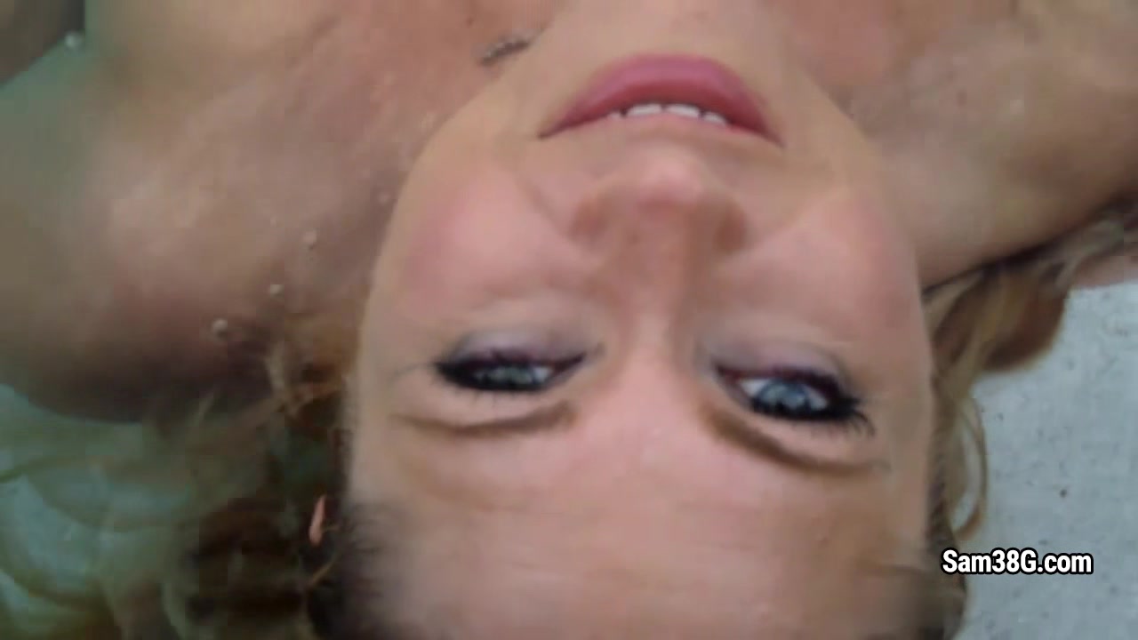 Samantha38g - Big Boobs, Bikini, Pool