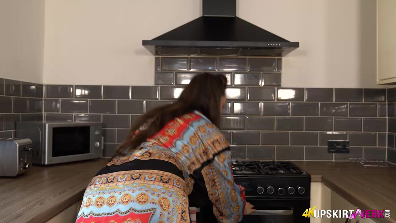 Flash Cooking - UpskirtJerk