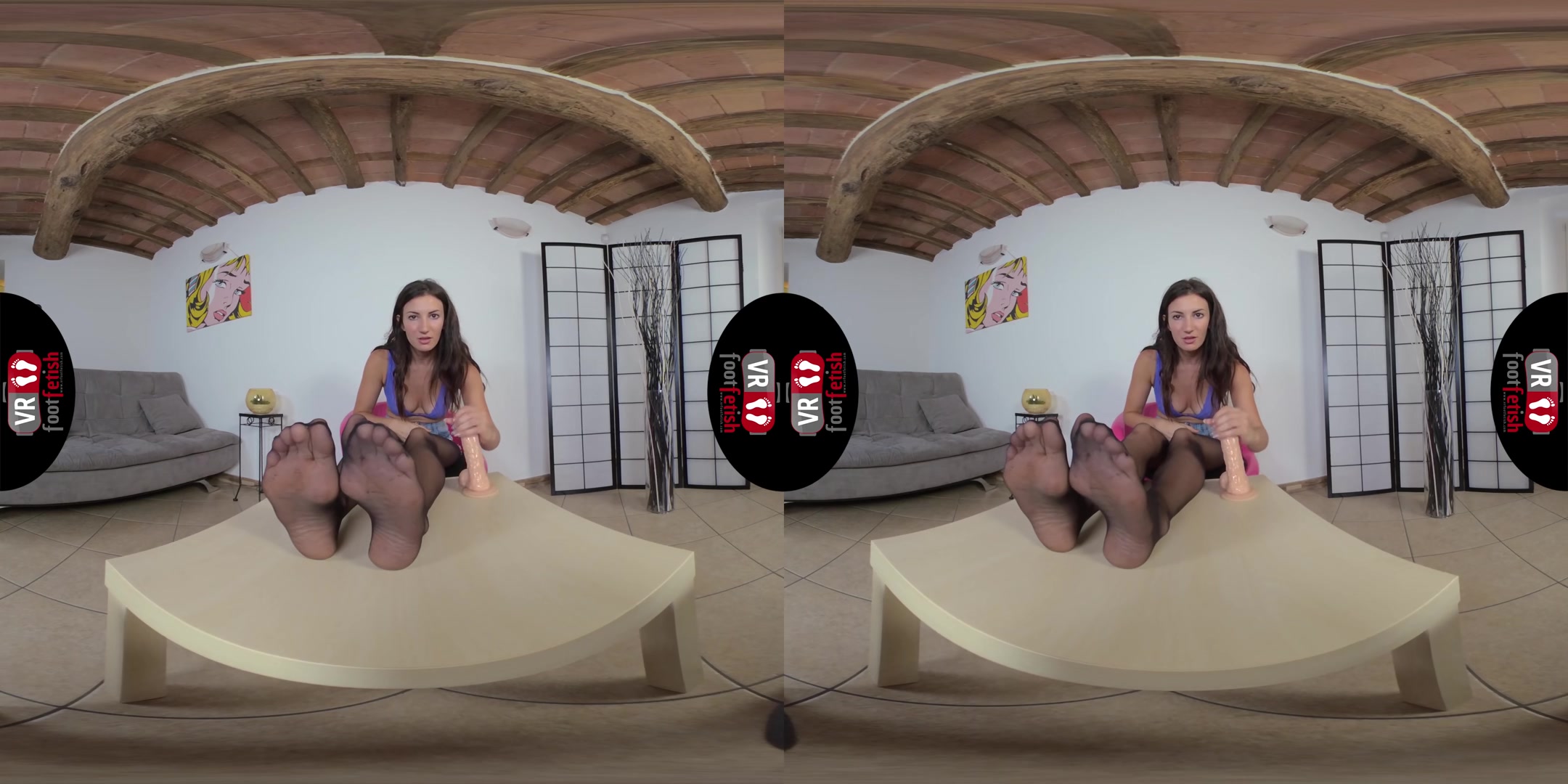 Jaw-Droppingly Sexy Lilian Tells You How To Jerk Off - VRFootFetish