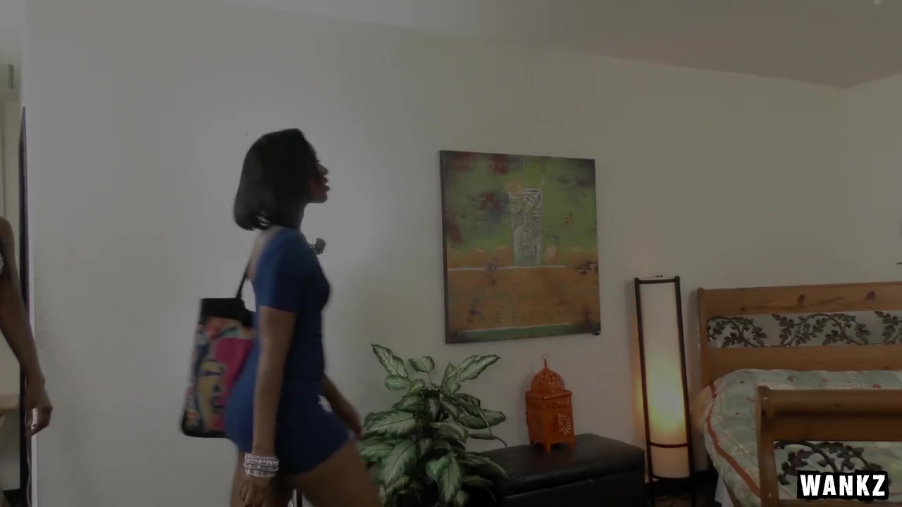 WANKZ- Ebony Girls Love The Hitachi