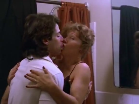 Samantha Fox, Vanessa del Rio, Arcadia Lake in classic xxx scene