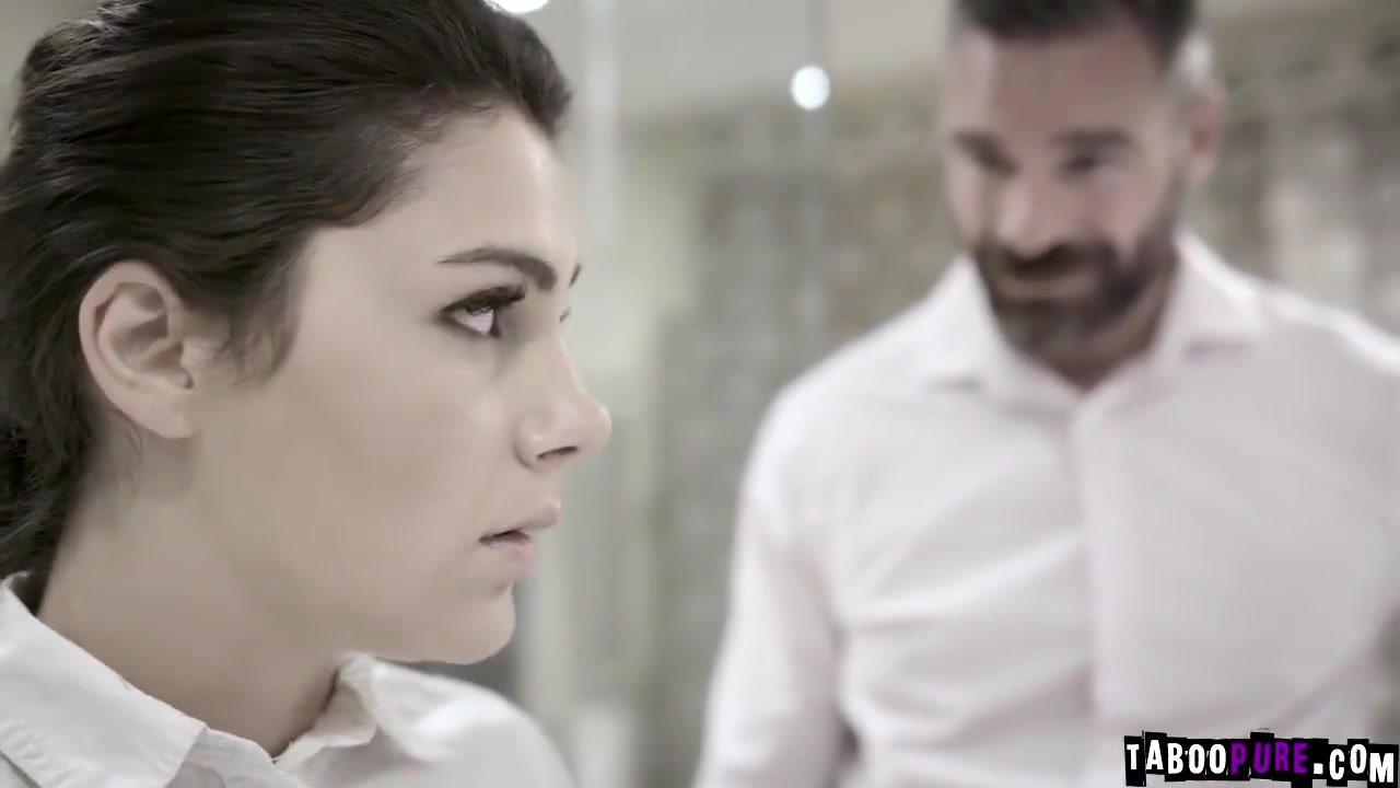 Sexy European Housemaid Fucked In The Bathroom With Valentina Nappi