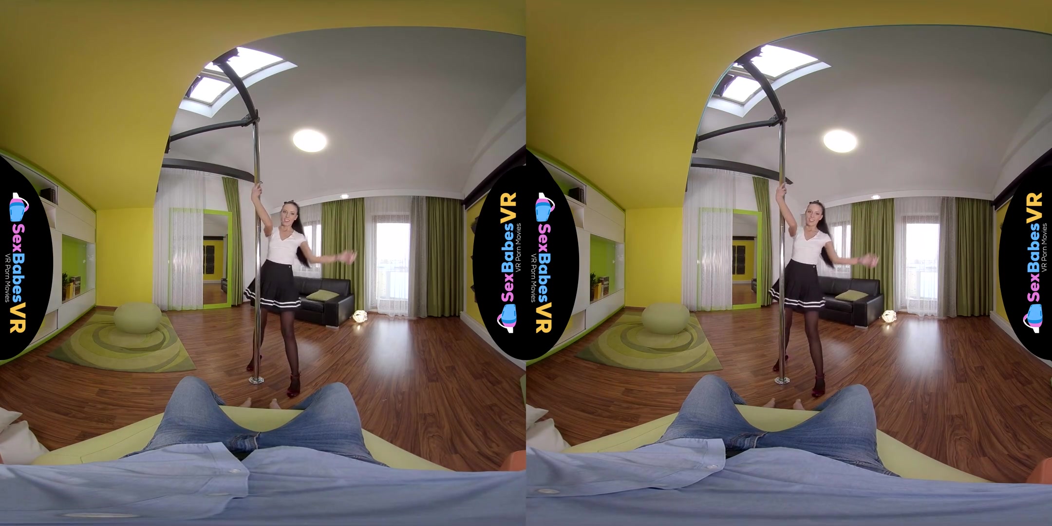Lexi Layo in Sensual Pooldance - SexBabesVR