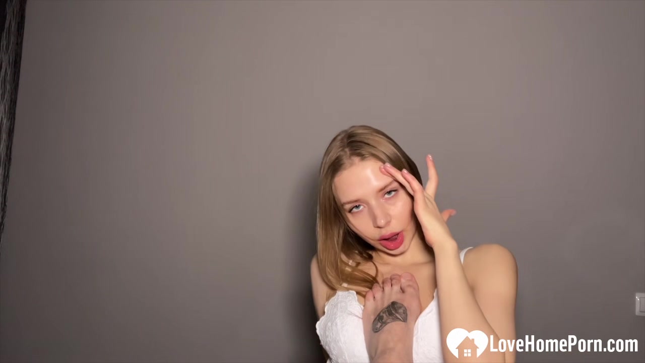 Seductive stepsis begged me to fuck her