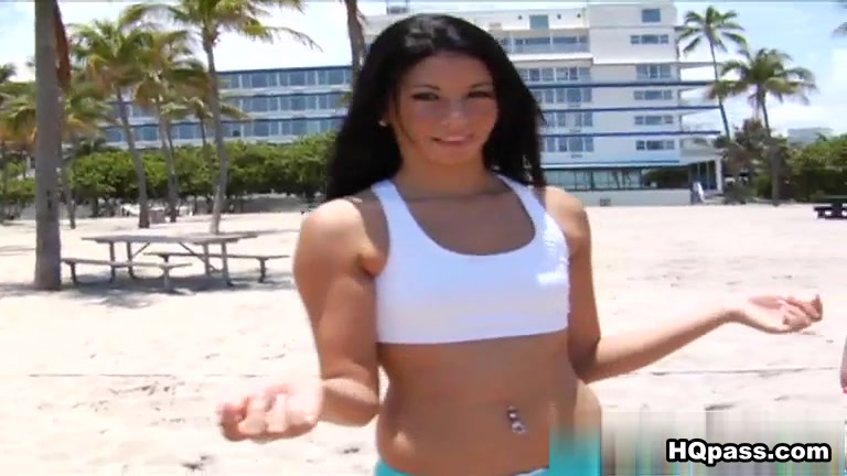 MoneyTalks - Volleyball babes