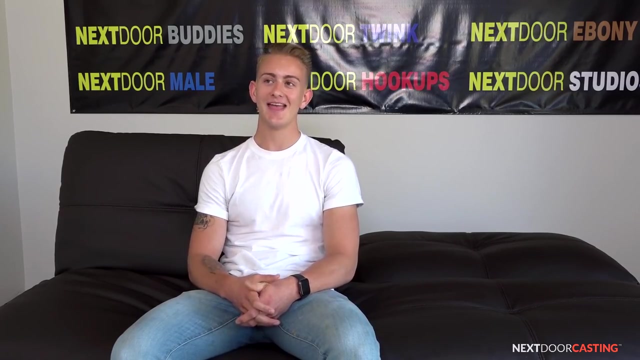 Cute Jock Eye Fucks The Camera While Jerking Big Cock
