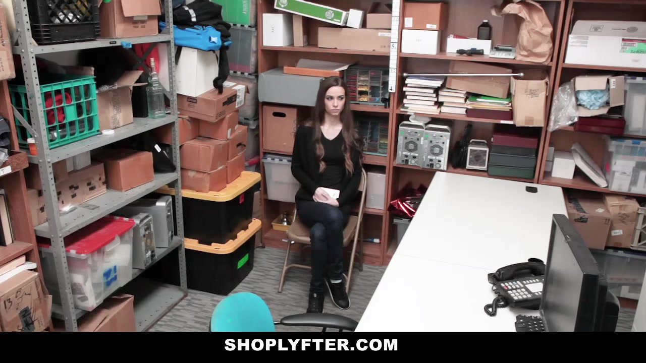 Tali Dova in Case No. 6686140 - Shoplyfter