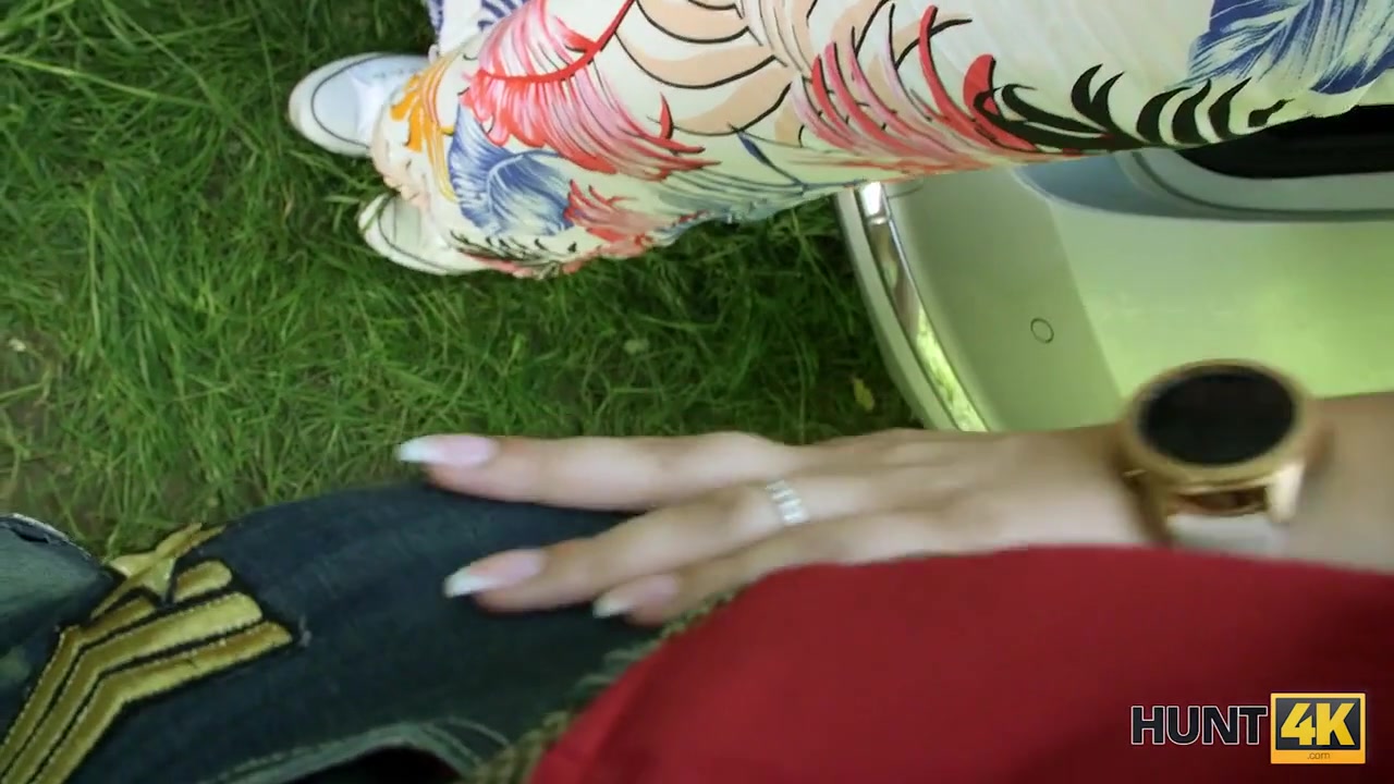 HUNT4K. man sells his GFs vagina to rich man in the park