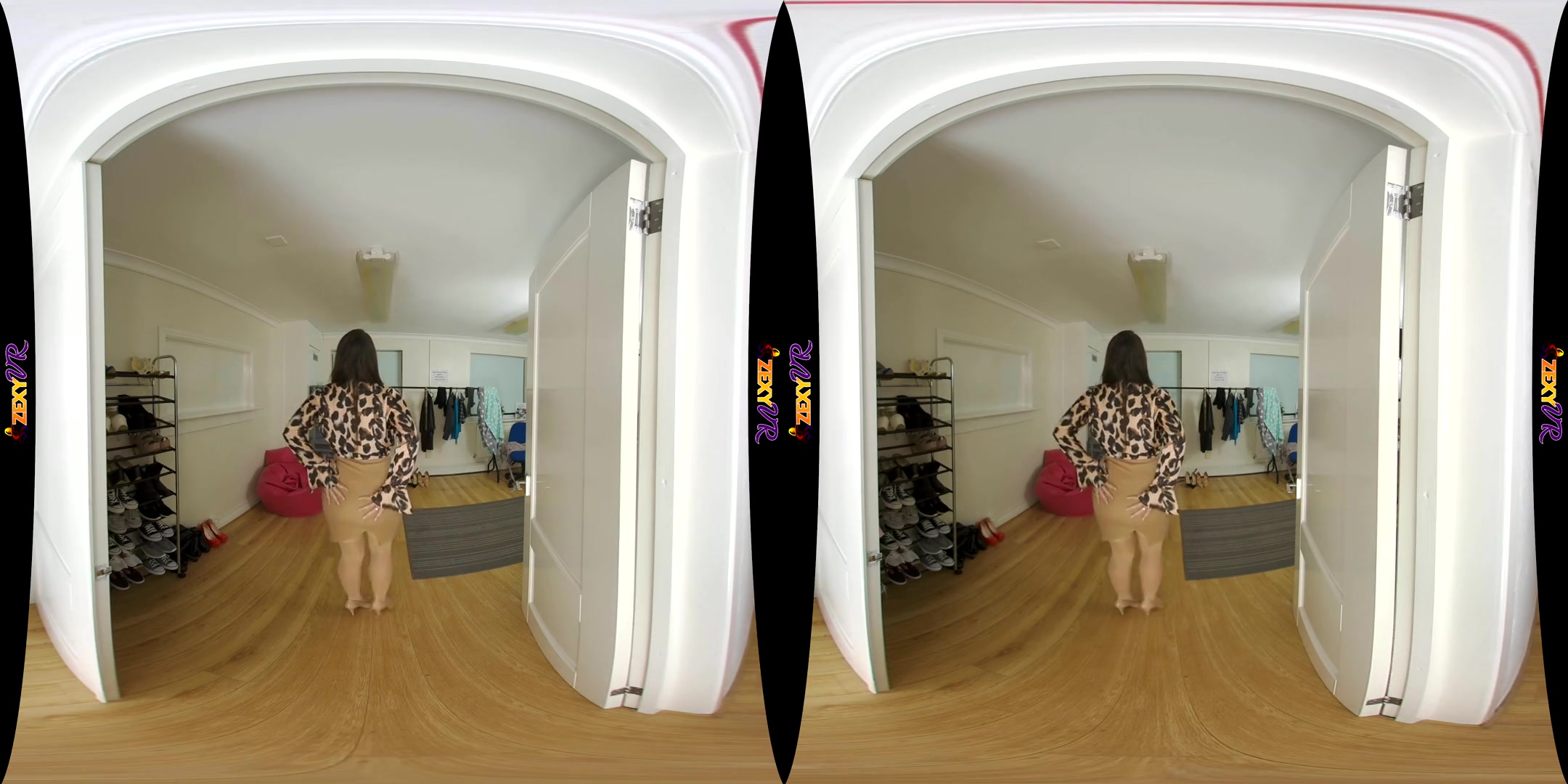 Amelia B in In Private - ZexyVR