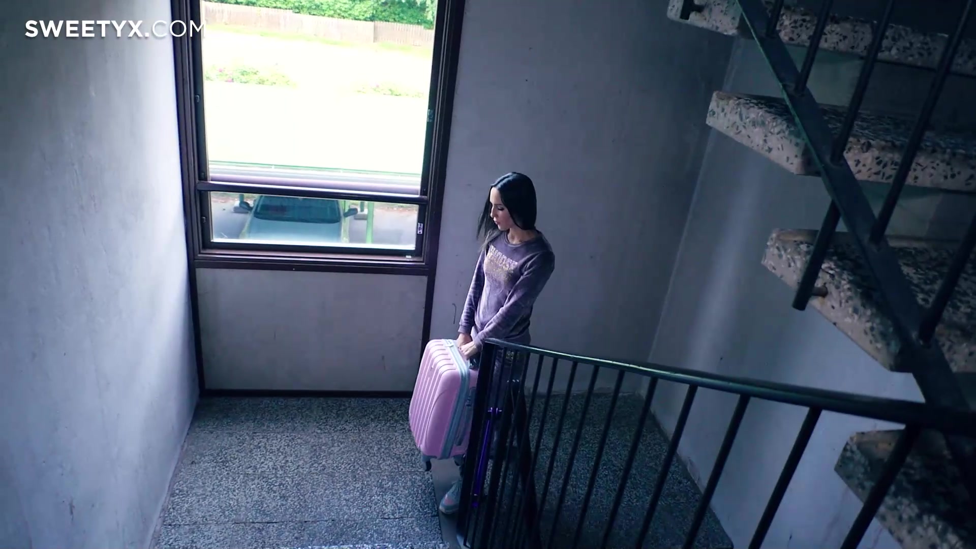 Cute Housekeeper Gets Fucked - Sweetyx