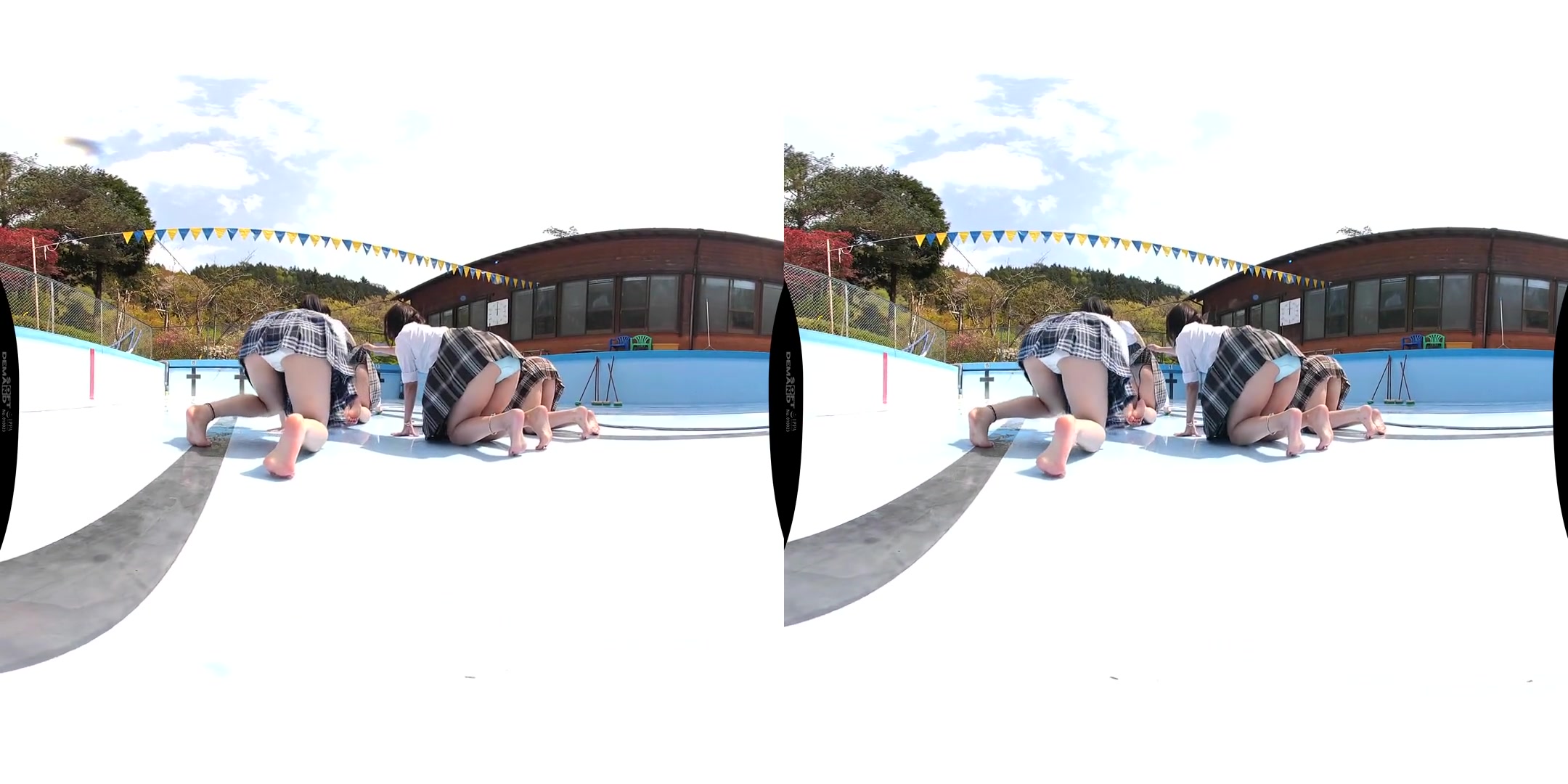 Panty-Shots While Scrubbing the Pool Deck; Japanese schoolgirls 18+ Upskirt Fetish VR Video