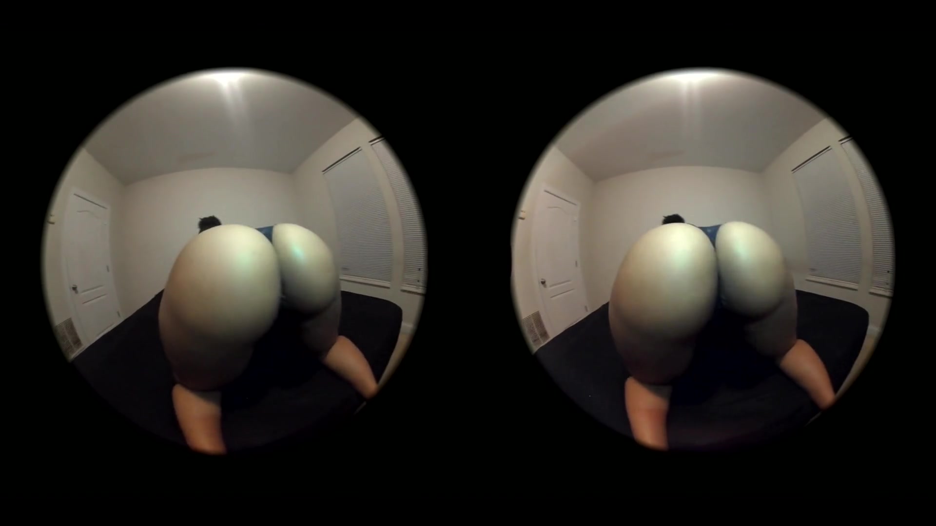 Big Booty Twerk W/ Buttplug - EbonyVR