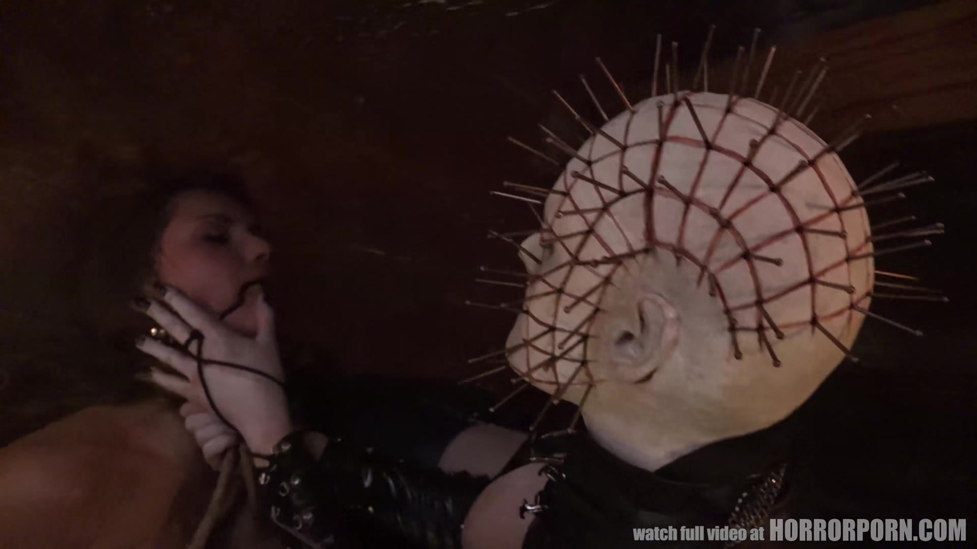 HORRORPORN - Pinhead