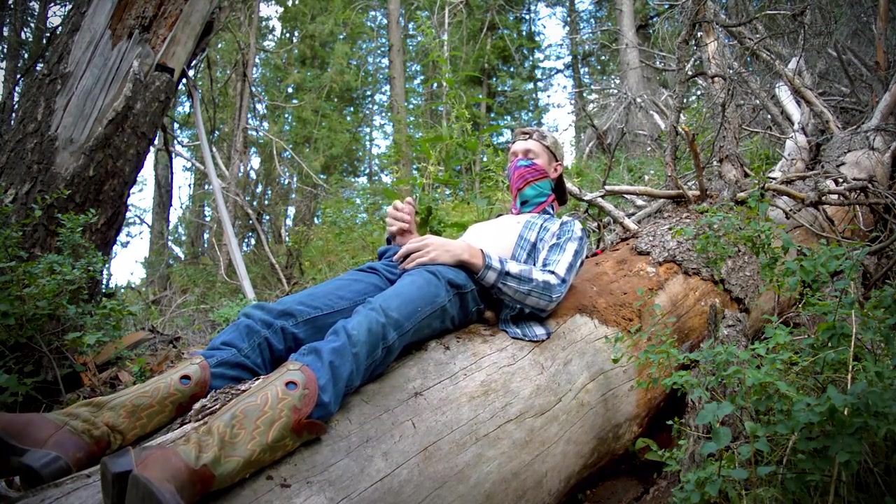 Hunk In Wilderness Wanks His Own Big Dick And Wanks Out Big Cumshot Onto A Fallen Tree. 13 Min
