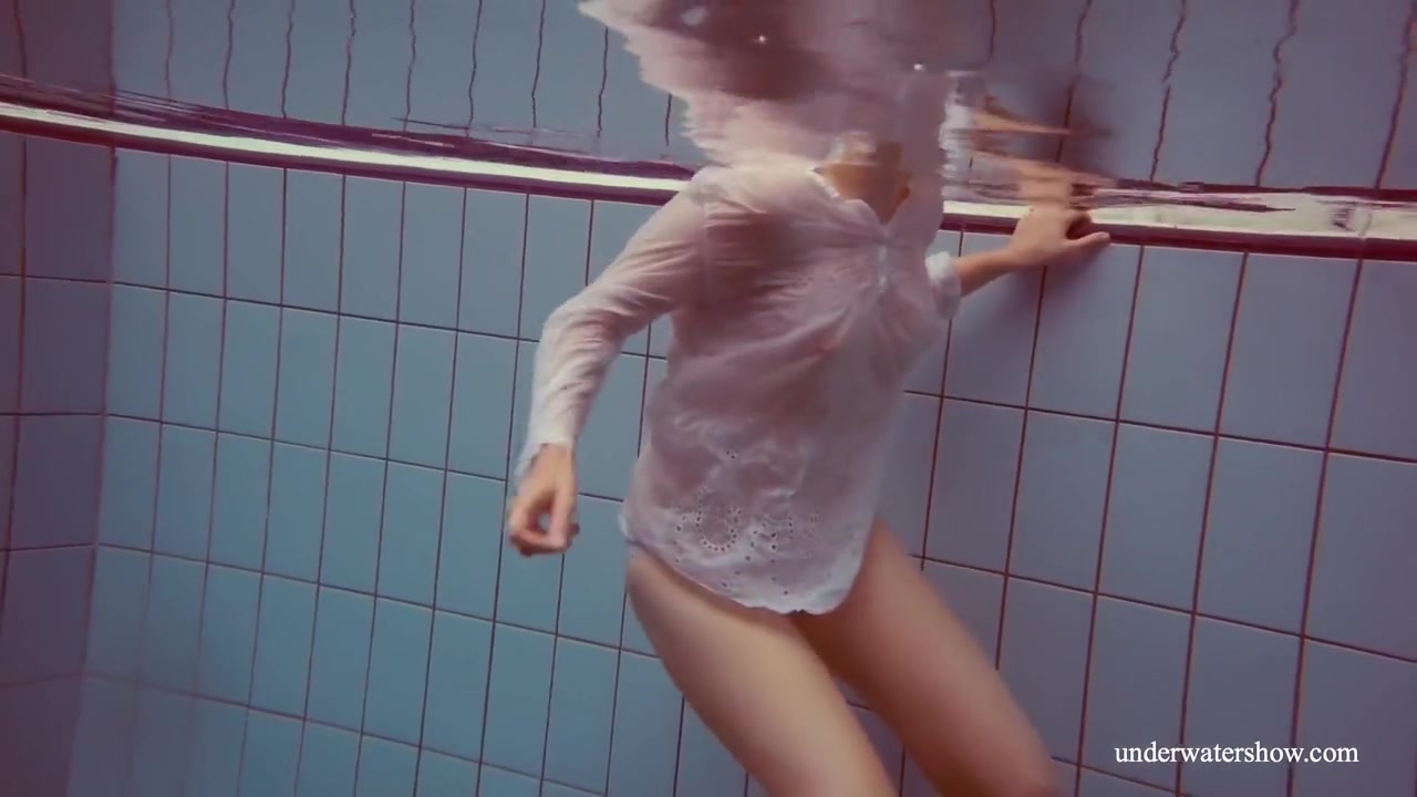 Hot Babe Melisa Darkova Dressed Underwater
