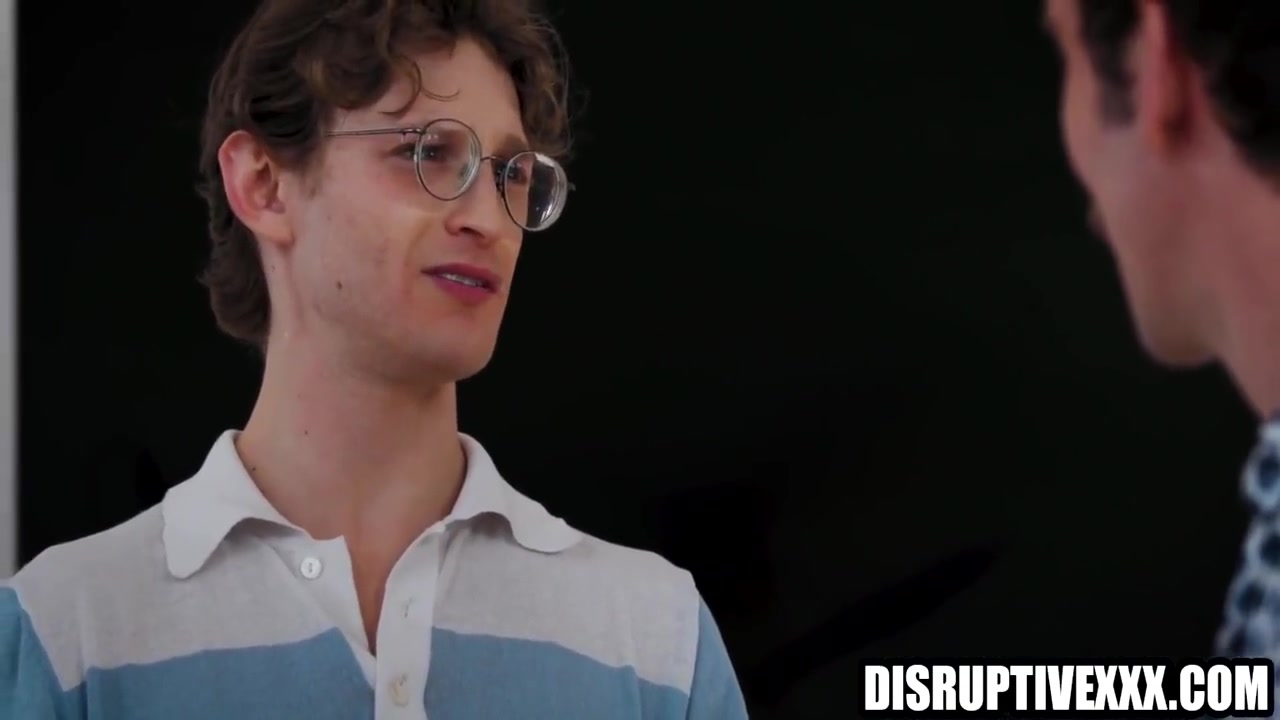 Gay Porn And Greg Mckeon - Director Fucking His Fan 7 Min