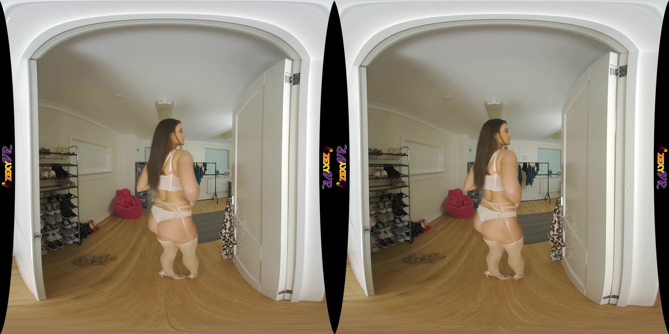 In Private featuring Amelia B - ZexyVR