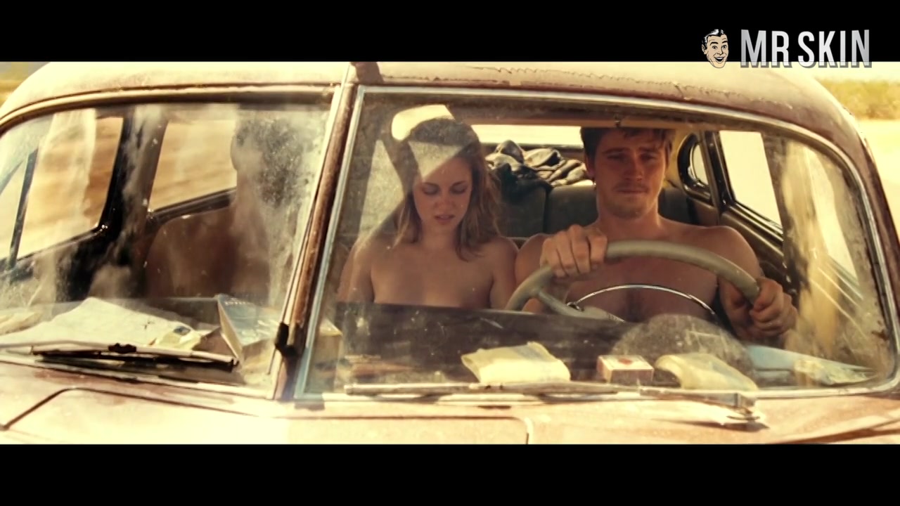 Be a Personal Bopper With Kristen Stewart - Mr.Skin