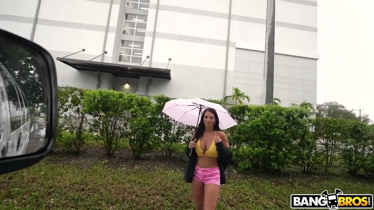 Alexa Payne - We Cant Let A Damsel Just Walk In The Rain