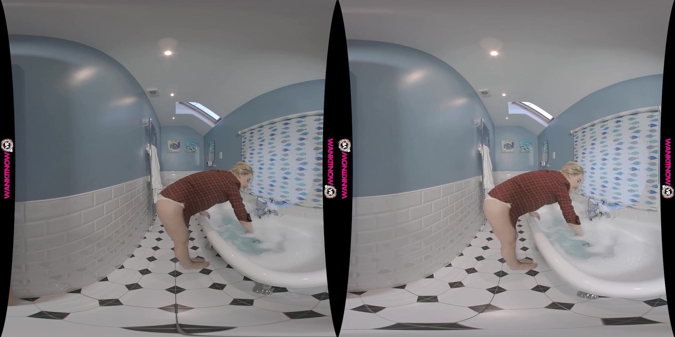Using The Shower Head featuring Amy W - WankitNowVR