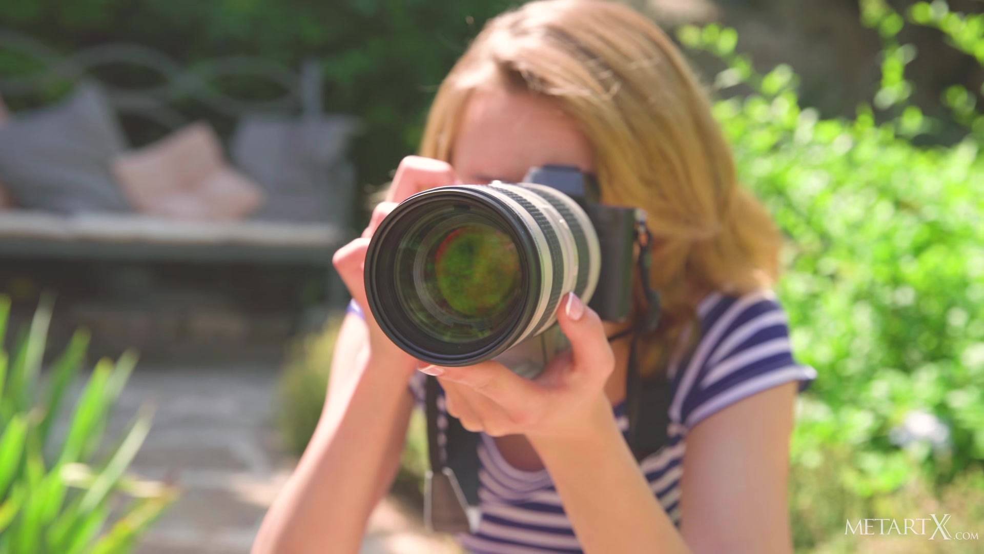 Pretty Photographer 2 - Lea Rose - MetartX