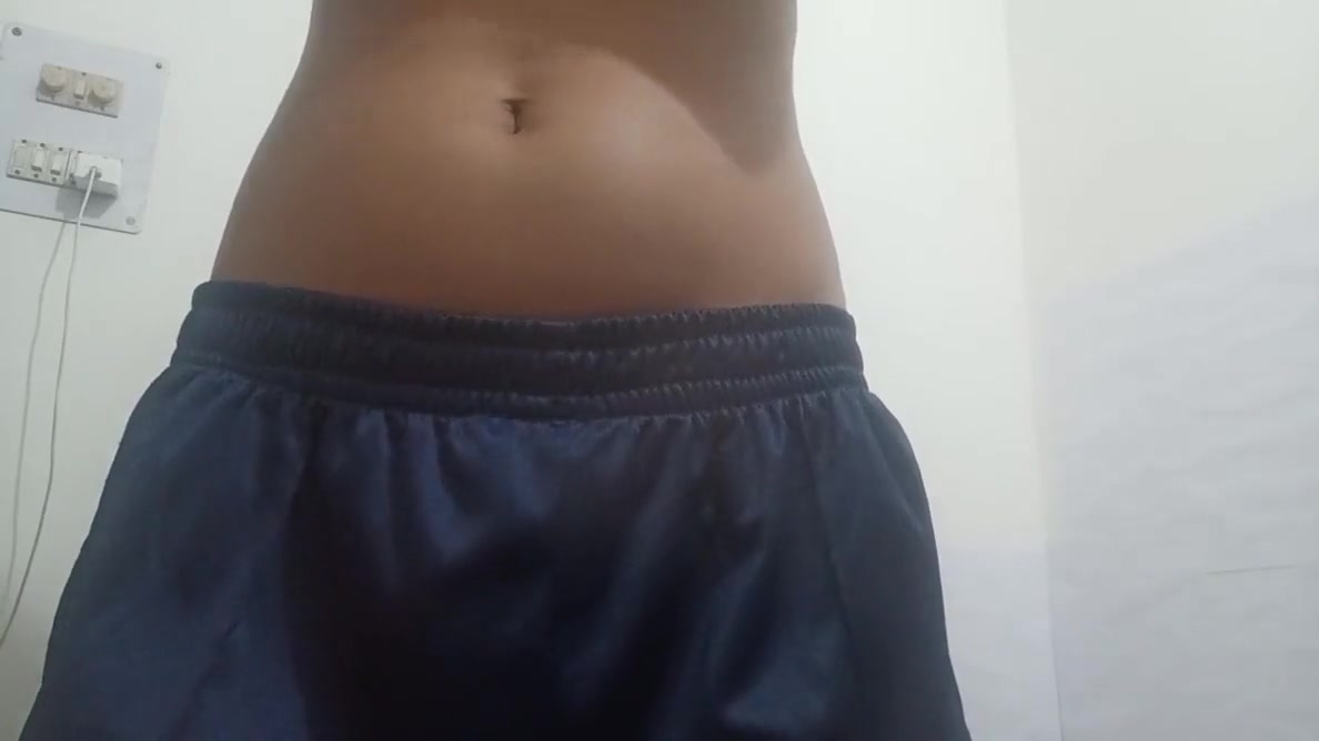 Strips Naked And Masturbates In Bed
