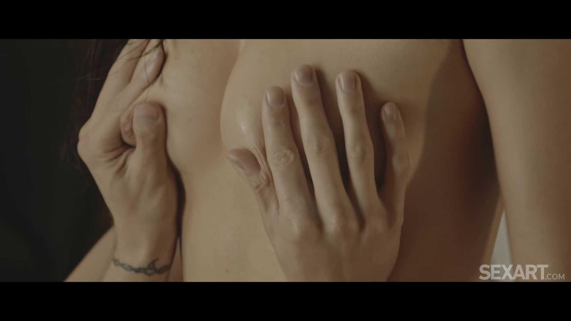 Skin To Skin - Milena Ray & Tommy Gold