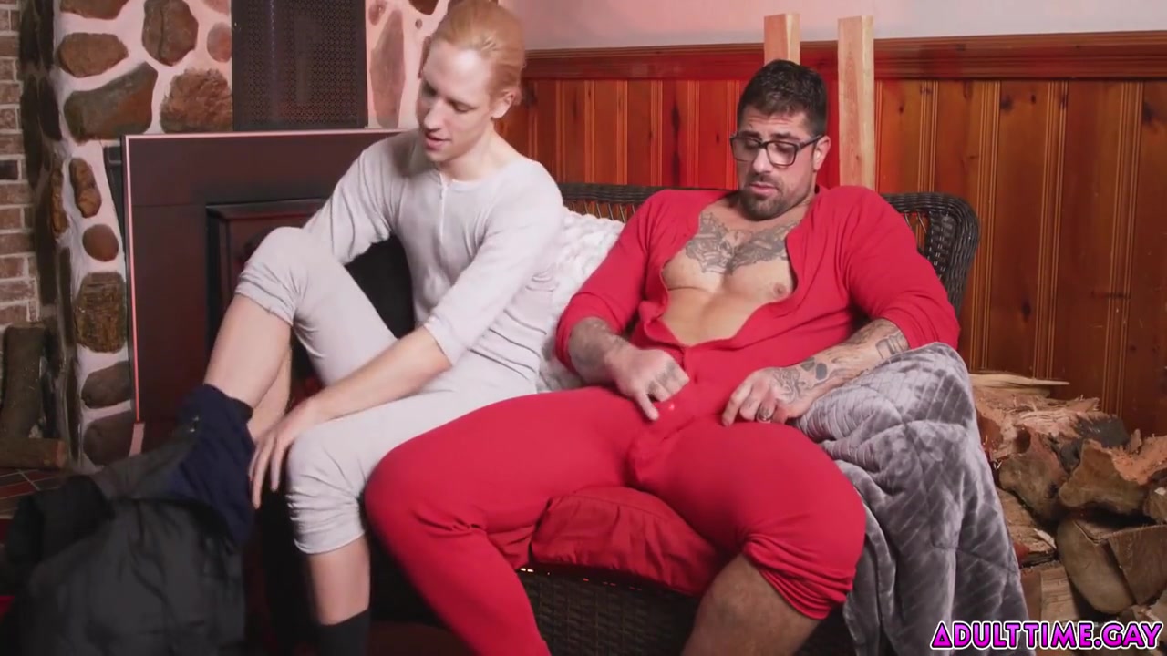 Alex Duca, Troy River And Ryan Bones In His Best Friend Are Relaxing After Ski. They Are Both A Bit Horny And Start Masturbating Which Leads To Something Else... 6 Min