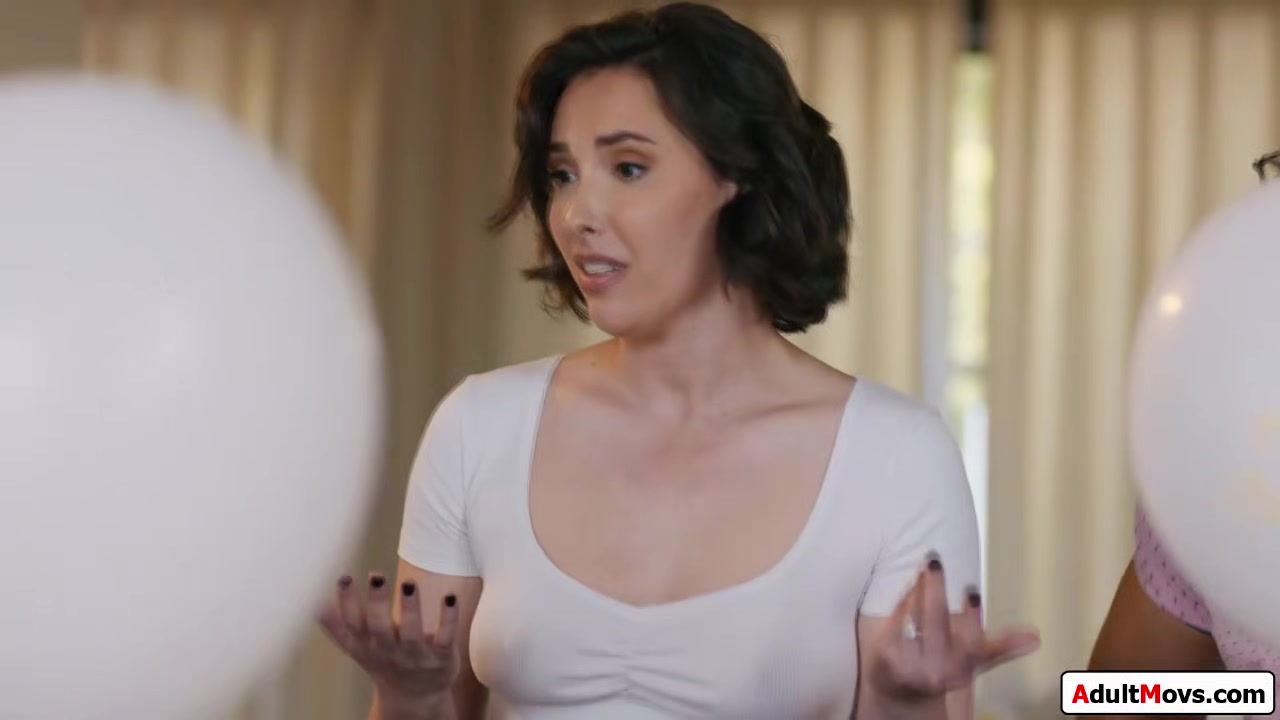 This party fucking sucks so why dont you all anal and dp me?