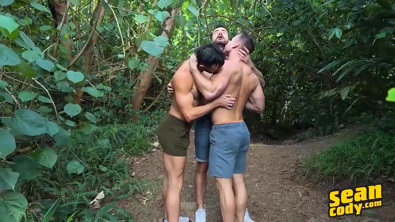 Sumner Blayne And Sean Cody In Hot Studs End Their Tropical Getaway With An Orgy & Cumshots All Over The Cum Dumps Ass