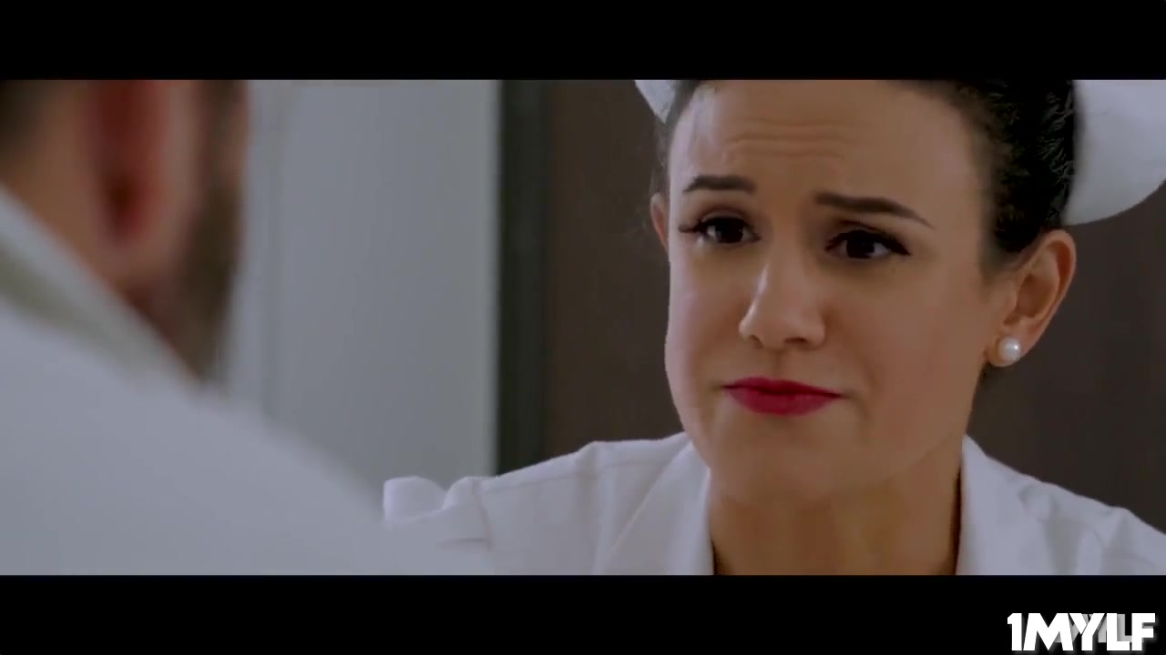 Nurse Pennys Way To Communicate With Her Patient Giovanni - Penney Play