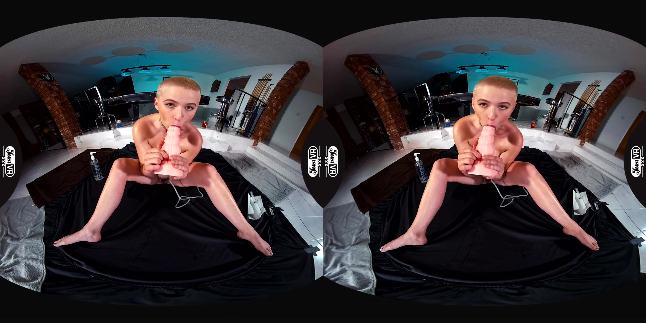 Riley Nixon in Riley vs Bad Dragon - JustVR