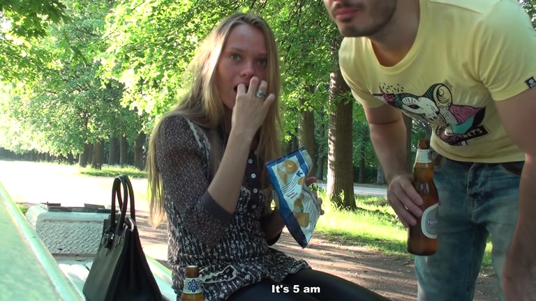 Sexy fellatio in the park bench