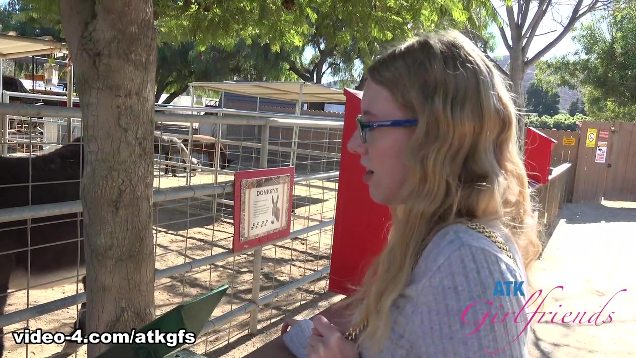 Kallie Taylor Farm Date 1 - ATKGirlfriends
