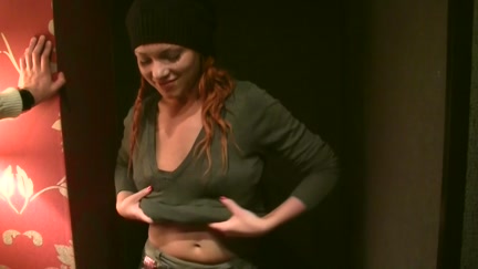 Foxy hotty sucks jocks in the restaurant