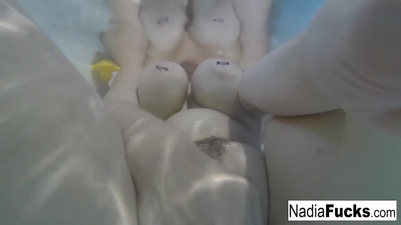 Big Tittied Blonde Masturbates With Rubber Ducks