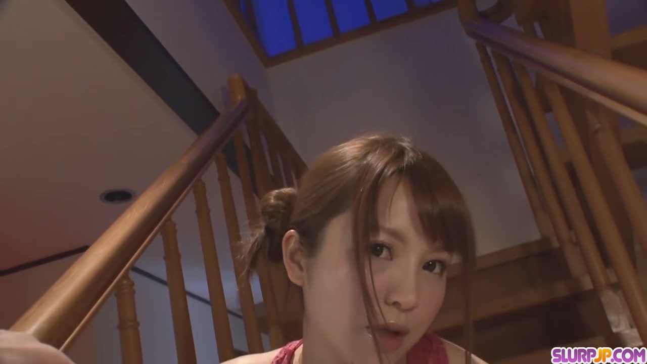 Maomi Nakazawa gives a group a ja - More at Slurpjp.com