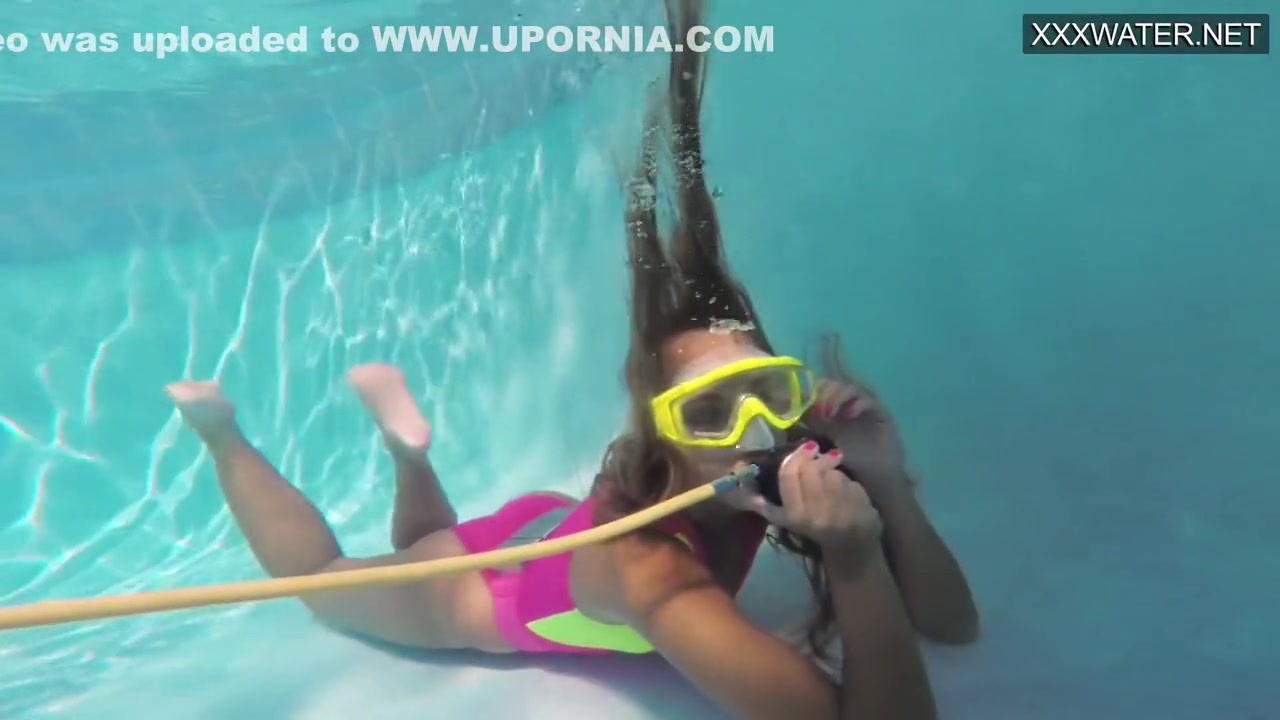 Cute teen 18+ Irina Poplavok Swims Naked Underwater