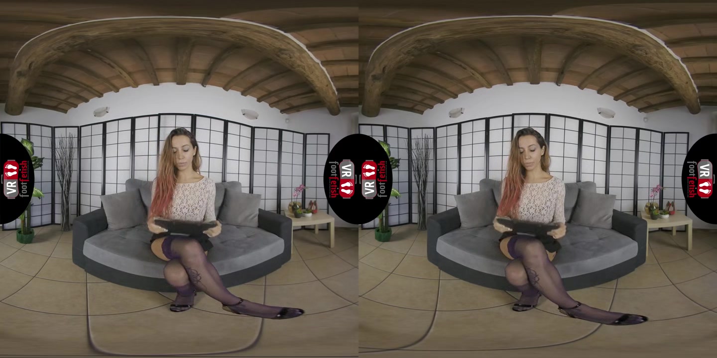 The Attractive Brunette Elettra Enjoys Posing And Massaging Her Beautiful Feet In Virtual Reality - VRFootFetish