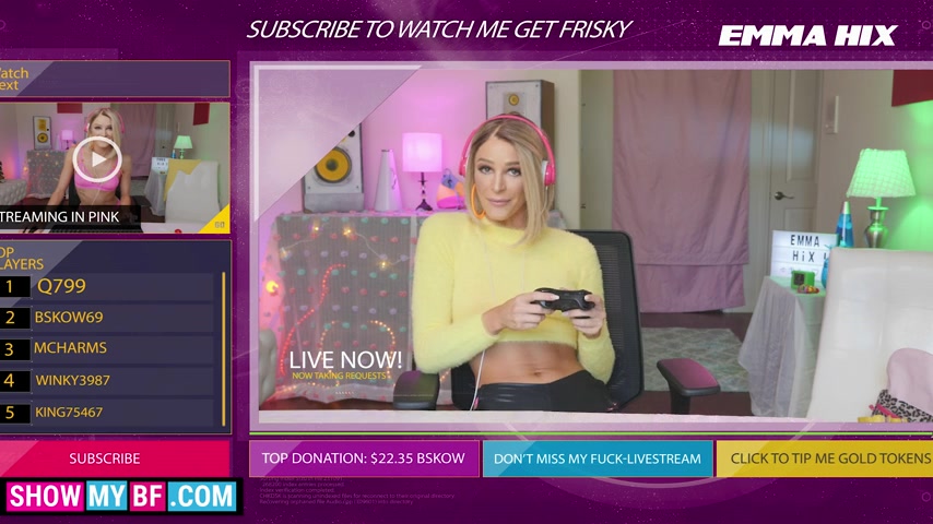 Emma Hix gets fucked by a gamer fan - naughtyamerica