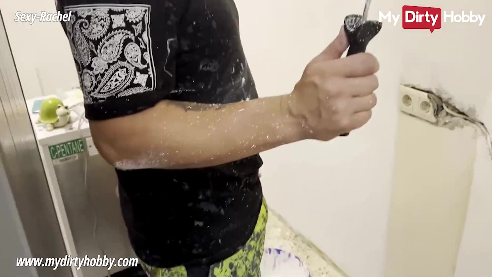 My Dirty Hobby - Cheating wife swallows builder's load