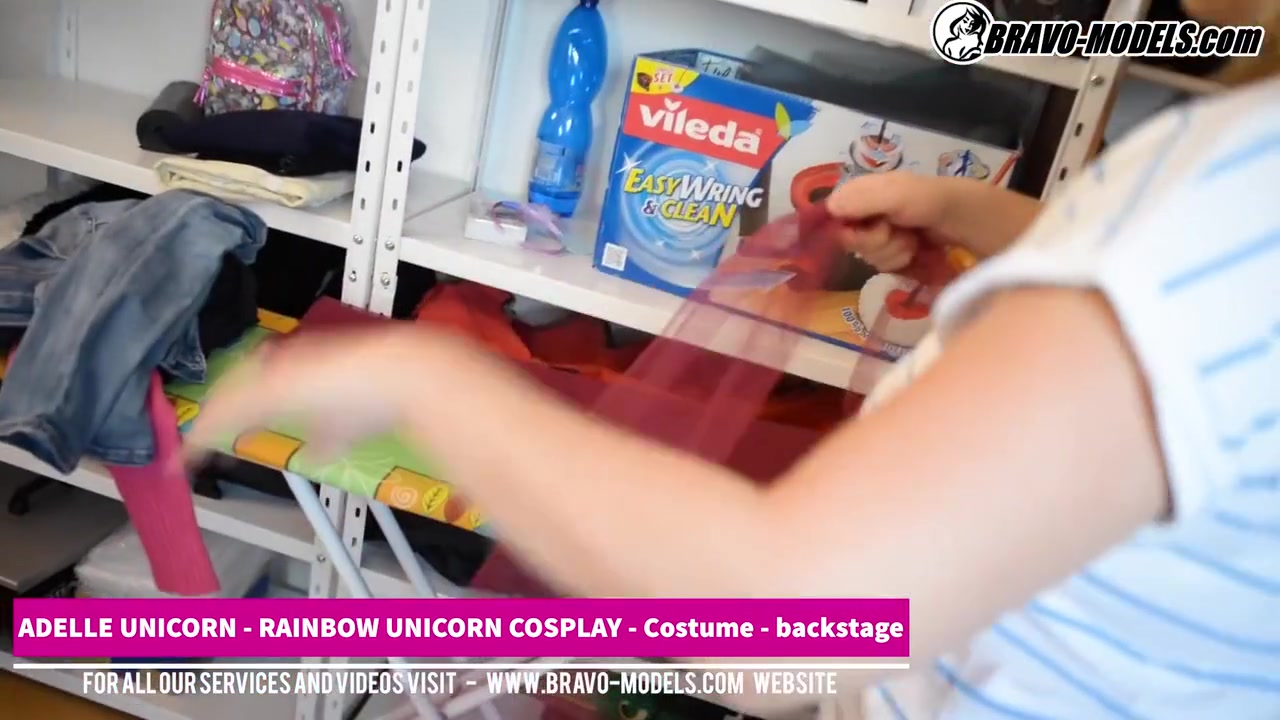 Adelle Unicorn In Backstage Video From Cosplay Photoshoot With