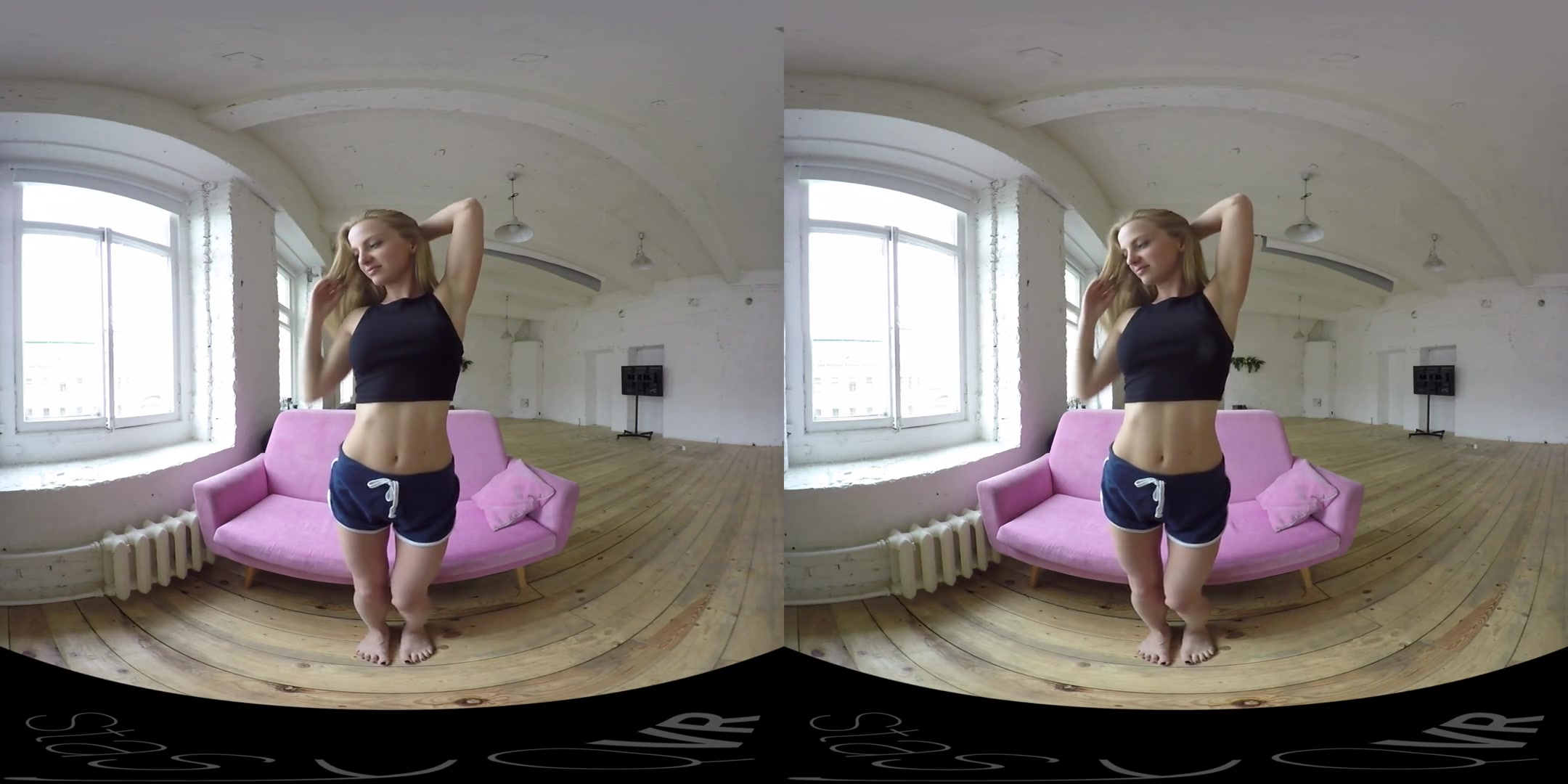 Tight Blonde Morning Striptease - StasyQVR