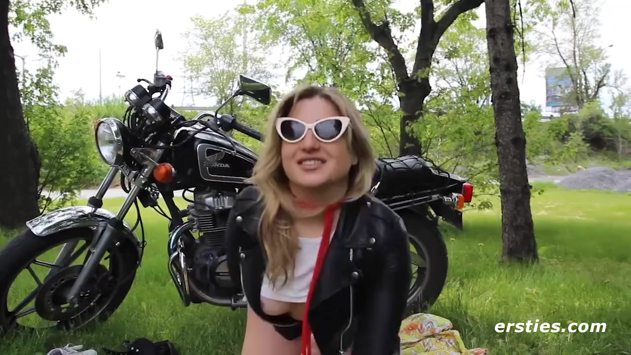 Orgasm Picnic With Biker Girl Jessica
